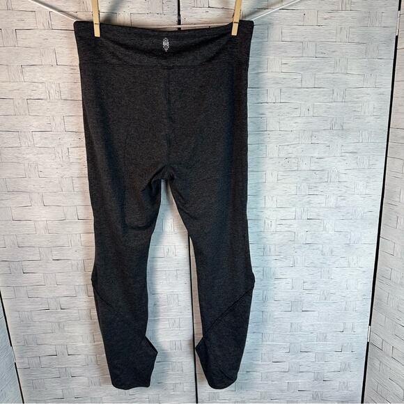Free People FP Movement Halo Cut Out Leggings Size Large Charcoal Gray 189 - Picture 2 of 13